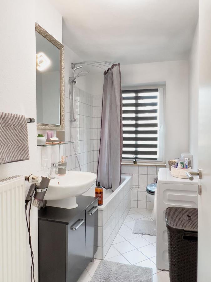 Schoene Helle & Gemuetliche Wohnung In Altstadtnaehe Erfurt Zimmer foto